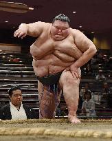 Sumo: Russian wrestler Orora