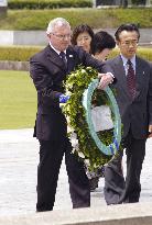 EU ambassador visits Hiroshima