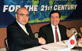 Goodyear, Sumitomo Rubber sign global alliance deal
