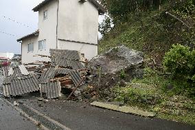 M6.1 quake hits western Japan's Shimane