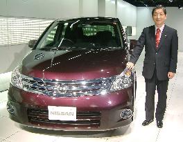Nissan releases restyled Presage minivan in Japan