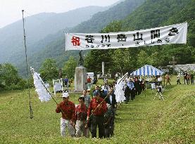 Mt. Tanigawa opens to climbers