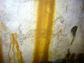 Paintings in ancient Kitora tomb remain intact