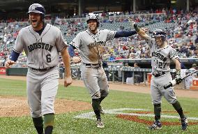 Baseball: Big 8th-inning rally lifts Astros past Twins
