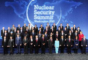 Nuclear summiteers gather in Washington