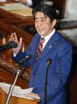 Abe vows to lead G-7 summit, seeks "equal pay for equal work"