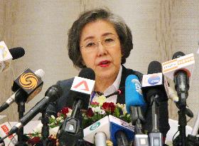 U.N. rights envoy warns Myanmar over Rohingya issue