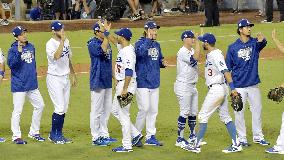 Dodgers beat Diamondbacks in NLDS game