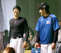 Baseball: Japan's slugger-pitcher Otani