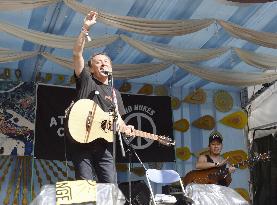 Okinawa governor at Fuji Rock Festival
