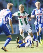 Soccer: Doan has forgettable Eredivisie debut for Groningen