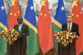 China establishes diplomatic ties with Solomon Islands