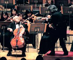 Russian cellist Rostropovich dies at 80