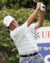Veteran Murota takes lead after 1st round of Tour C'Ship
