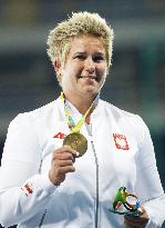 Olympics: Gold medal for Wlodarczyk