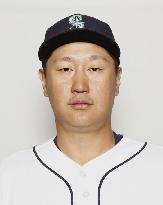 Baseball: Former Hawks slugger Lee back in S. Korea