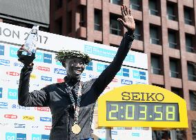 Athletics: Former world record holder Kipsang wins Tokyo Marathon