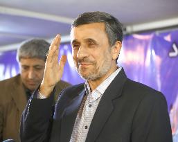 Iran's ex-president Ahmadinejad to run for presidency in May