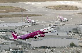 Kansai airport resumes domestic flights after typhoon