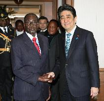 Zimbabwean President Mugabe to visit Japan in late March