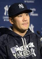 Tanaka solid but gets no-decision on Opening Day