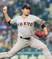 Baseball: Sugano gets payback in Giants' win over Tigers