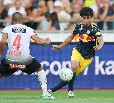 Soccer: Minamino on target in season-opening win for Salzburg