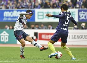 FC Tokyo's Kubo makes J1 debut