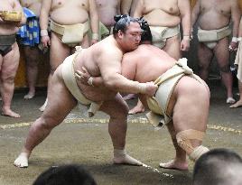 Sumo practice