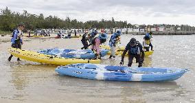 Canoe protest against U.S. air base relocation in Okinawa