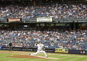 Baseball: Tanaka fans 14 en route to 8th win as Yankees down Rays