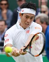 Nishikori beats Gasquet at exhibition match in London
