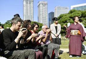 Tokyo Grand Tea Ceremony at Hama-rikyu Gardens in Tokyo