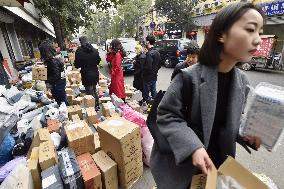 China hooked on online shopping