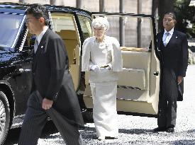 Japan empress at Ise Jingu