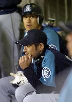 Ichiro hitless as Jojima goes 1-for-1 in preseason outing