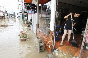 Heavy rain wreaks havoc in western Japan