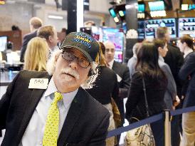 Dow nearing 20,000