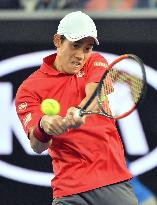 Tennis: Nishikori reaches Australian Open 4th round