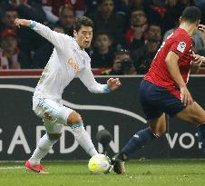 Soccer: Marseille beat Lille 1-0