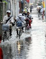 Heavy rain in western Japan