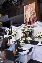 Thais mourn King Bhumibol's death