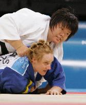 (1)Tsukada cruises into semifinals at Athens judo