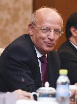 China-Portugal talks