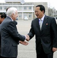 Ex-U.S. President Carter leaves Pyongyang