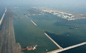 (28) Kansai International Airport