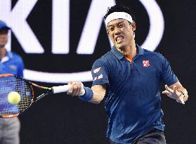 Nishikori brushed aside by Djokovic in Aussie Open q'finals
