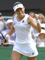 Ai Sugiyama advances to Wimbledon 2nd round