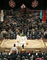 Ceremony on eve of New Year sumo tourney start