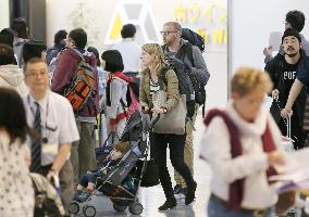 Japan envisions 60 mil. foreign visitors annually by 2030